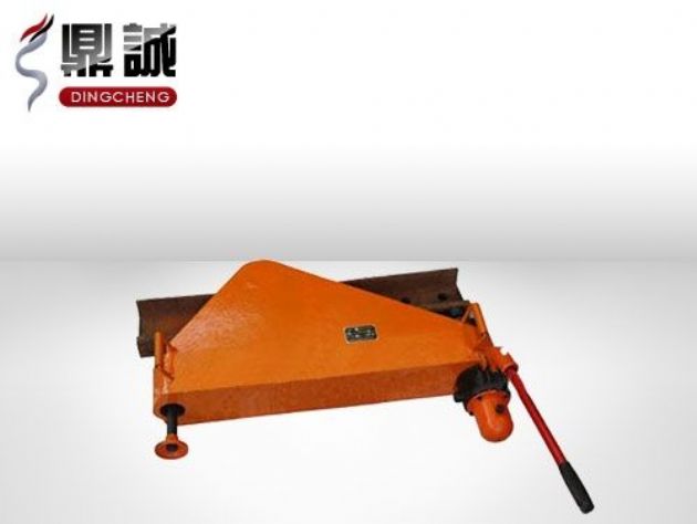 點擊查看詳細信息<br>標題：垂直液壓彎軌機 閱讀次數：4455