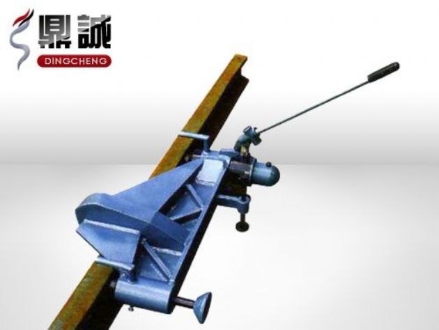 點擊查看詳細信息<br>標題：水平液壓彎軌機 閱讀次數：4865