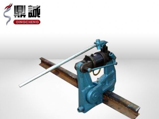 點擊查看詳細信息<br>標題：液壓鋼軌擠孔機 閱讀次數：4476